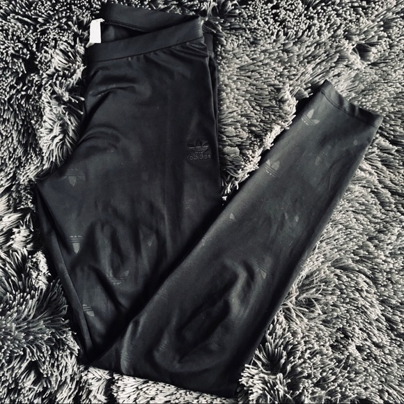 Adidas leggings 🌻 - Picture 1 of 3